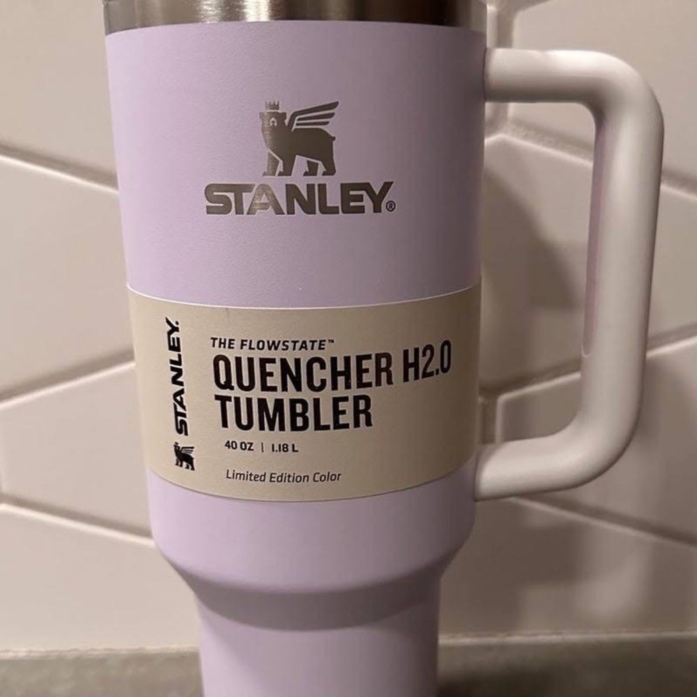 New Stanley Tumbler 40 oz Wisteria purple